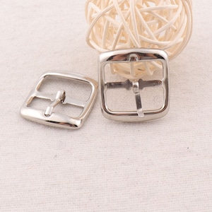 40 Stück, 22mm, Silber Riemen Schnalle Verschlüsse Gürtelschnalle Quadrat Mittelsteg Schnallen Tasche Gepäck Schuhe Uhrenarmbänder (BE07)