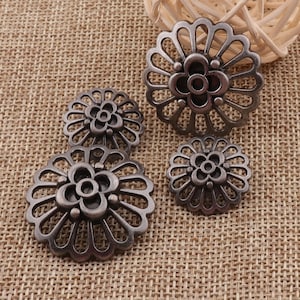 Metal Buttons -Shank,4-6 pcs,3/4&quot;/1.3&quot;(20mm/30mm)Ancient Silver Hollow Out Vintage Button Coat Sweater Clothing Leather Wrap Clasps (37/38)