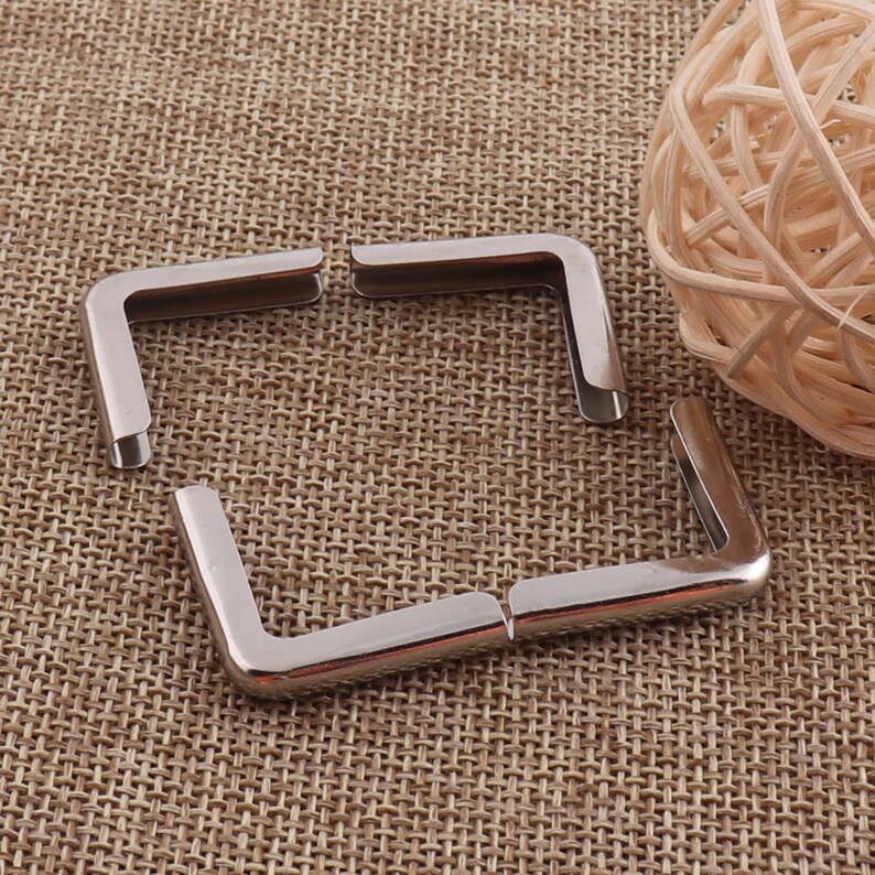 30 Box Corner,Silver Corner Cet of 4,Metal Corner Protectors,24x24mm,Picture Frame Corners,Jewelry Box Corners,Box Feet Corner