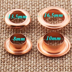 Puede incluir: Cuatro ojales de cobre de diferentes tamaños. Los ojales tienen un diámetro de 8 mm, 10 mm, 13,5 mm y 16,5 mm.