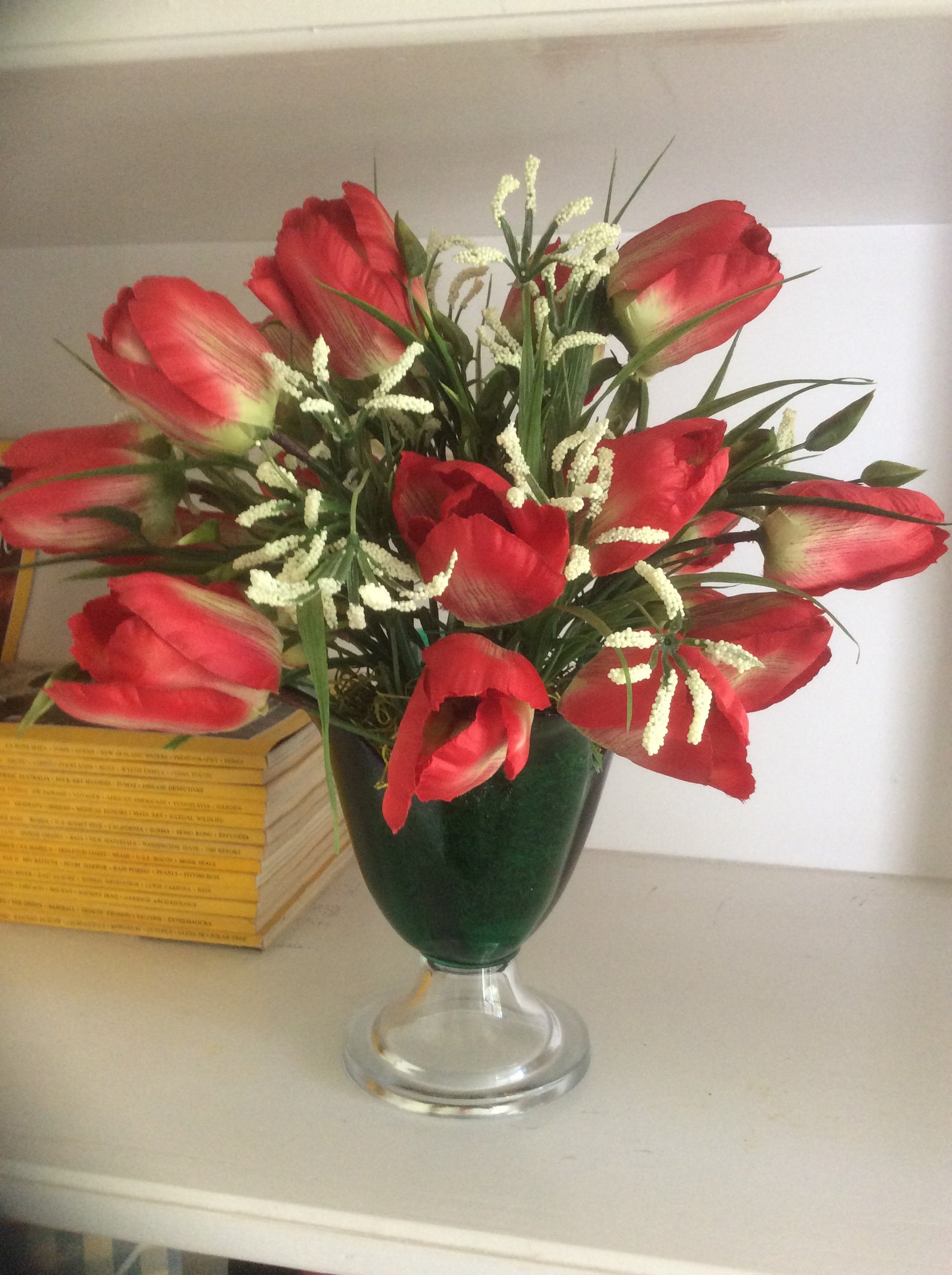 Vase en forme de tulipe en verre vert avec des tulipes de soie Etsy