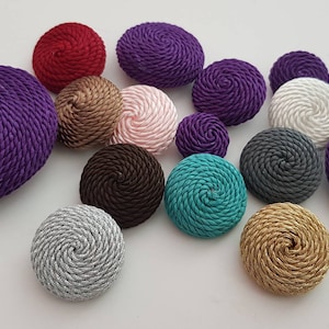 Boutons demi-boule fabriqués à la main recouverts de passementerie en soie de 50 couleurs MADE-IN-ITALY. Boutons tressés image 2