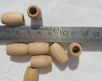 25 tubes en bois véritable