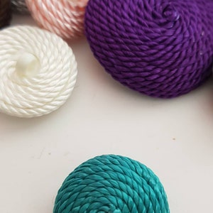 Boutons demi-boule fabriqués à la main recouverts de passementerie en soie de 50 couleurs MADE-IN-ITALY. Boutons tressés image 5