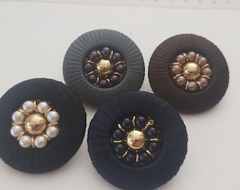 Vintage 80s jewel buttons. Braid buttons