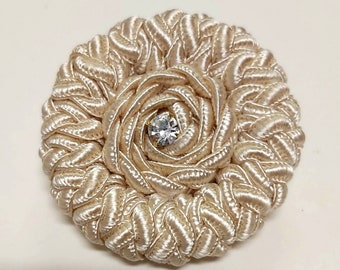 Ivory trimming brooch