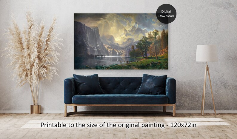 Puede incluir: Una descarga digital de una pintura que representa una escena serena de un lago de monta&ntilde;a con un cielo dram&aacute;tico, &aacute;rboles exuberantes y una peque&ntilde;a manada de ciervos en primer plano. La pintura se puede imprimir al tama&ntilde;o de la pintura original - 120x72 pulgadas.