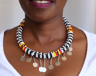 Boho Perlen Halskette, Bunte Halskette, Perlen Halskette, afrikanischer Schmuck, Masai Halskette, Frauen Halskette, Geschenk für sie