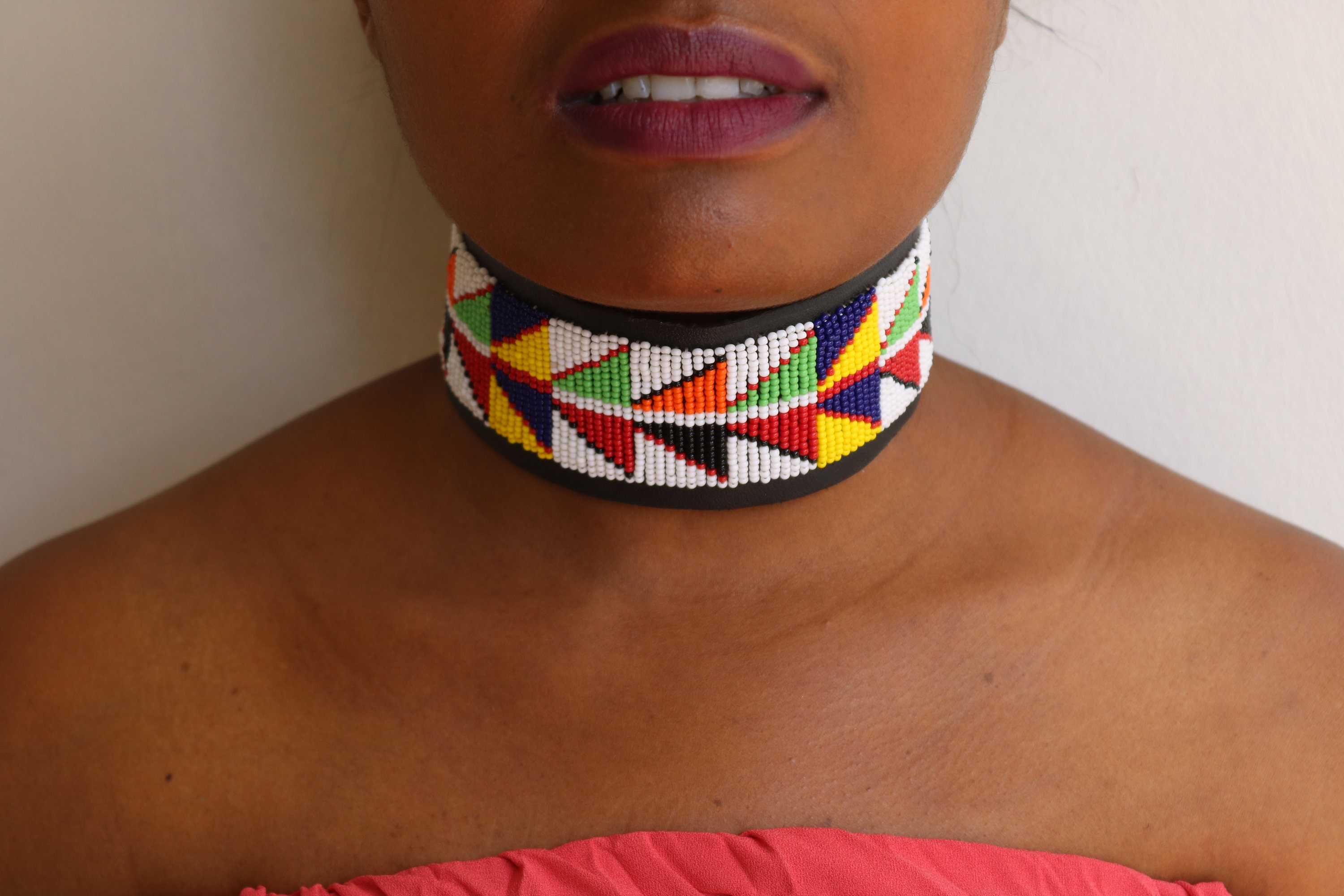 African beaded choker necklaces outlet