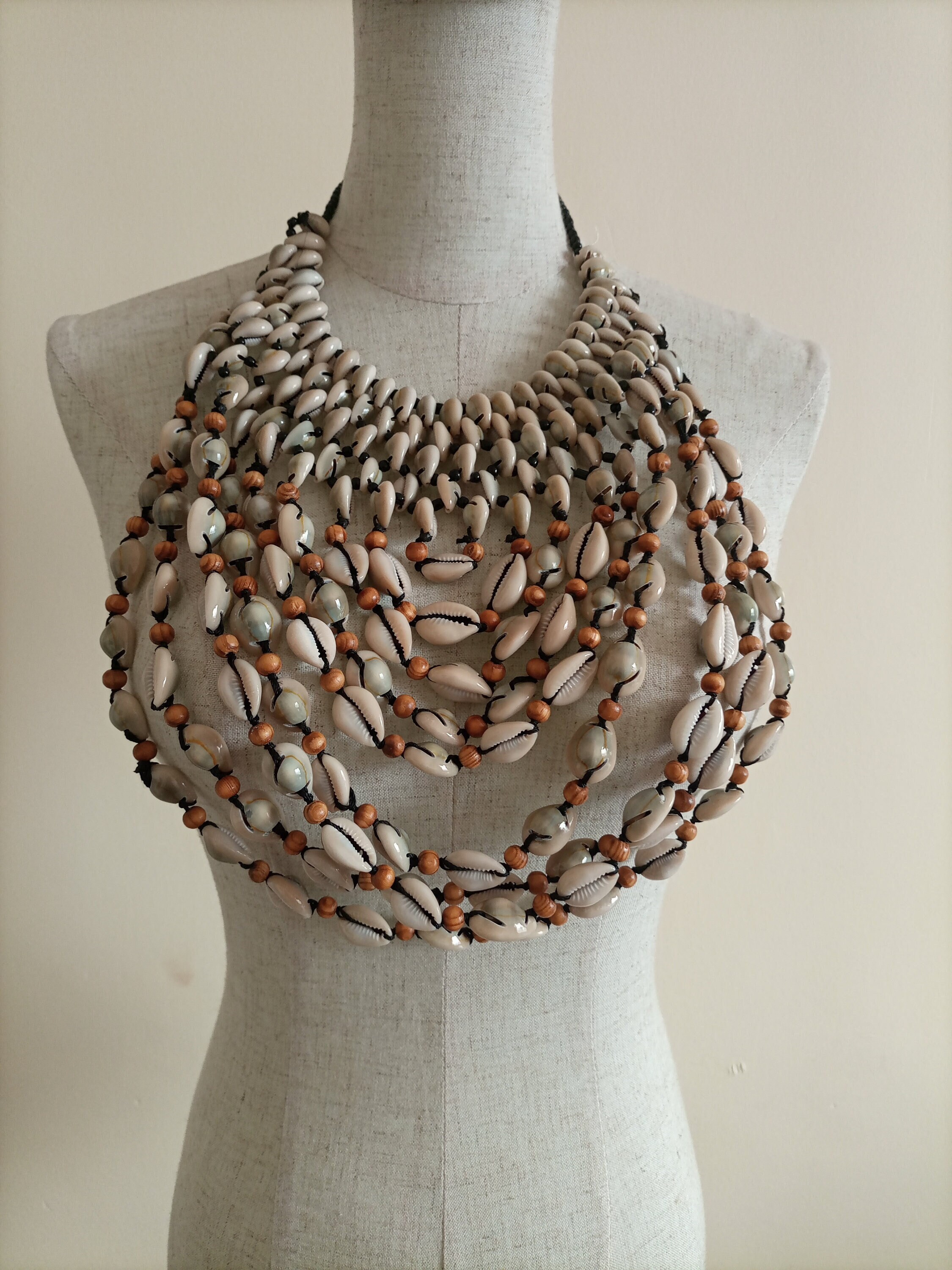 Cowrie Shell Handmade Necklace, Cowrie Necklace, Cowrie Shell Jewelry, Sea Shell Jewelry, Necklace, Beaded Jewelry, Natural Shell