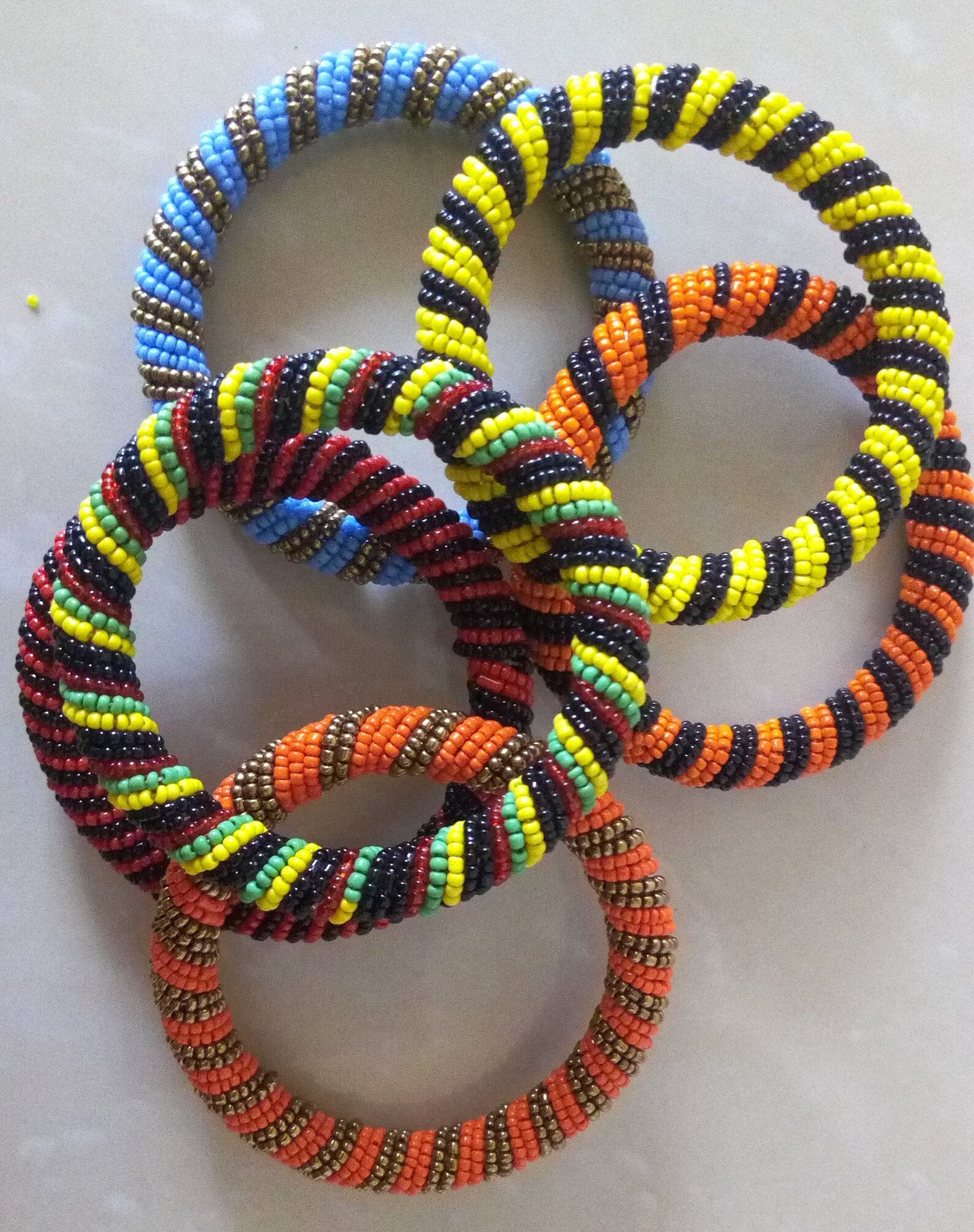 EN VENTA Pulseras con cuentas africanas joyas con cuentas Etsy