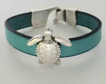 Silver Sea Turtle Bracelet: Turquoise Leather Ocean Jewelry, Silver Plated Zinc