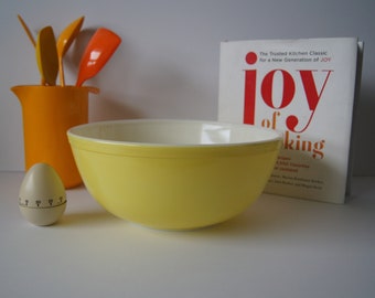 Vintage Yellow 404 - 4 QT Pyrex Mixing Bowl-Pyrex Mixing Bowl-MCM Pyrex Mixing Bowl-Retro Pyrex Baking Mixing Bowl