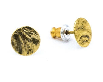 Small wavy stud earrings, gold or silver plated!