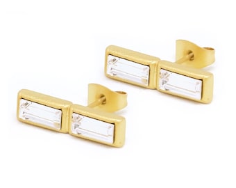 Set of 2 ear studs in gold or silver with glass crystal baguette, more colors available!