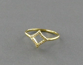 Minimalist star rhinestone ring gold plated