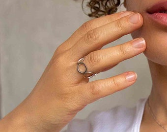 Delicate ring with circles lined up together, rose gold-plated, gold-plated or matt rhodium-plated, adjustable in size, handmade