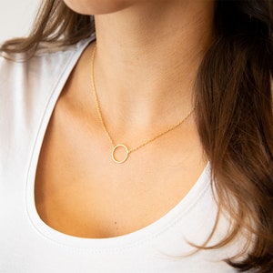 Simple gold chain, circle, ring, short, gold-plated, rose gold or rhodium-plated brass. Minimalist and delicate