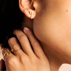Mini Stabohrstecker gold, roségold oder rhodiniert veredelt. Minimalistisch und filigran. Handmade jewelry Bild 2