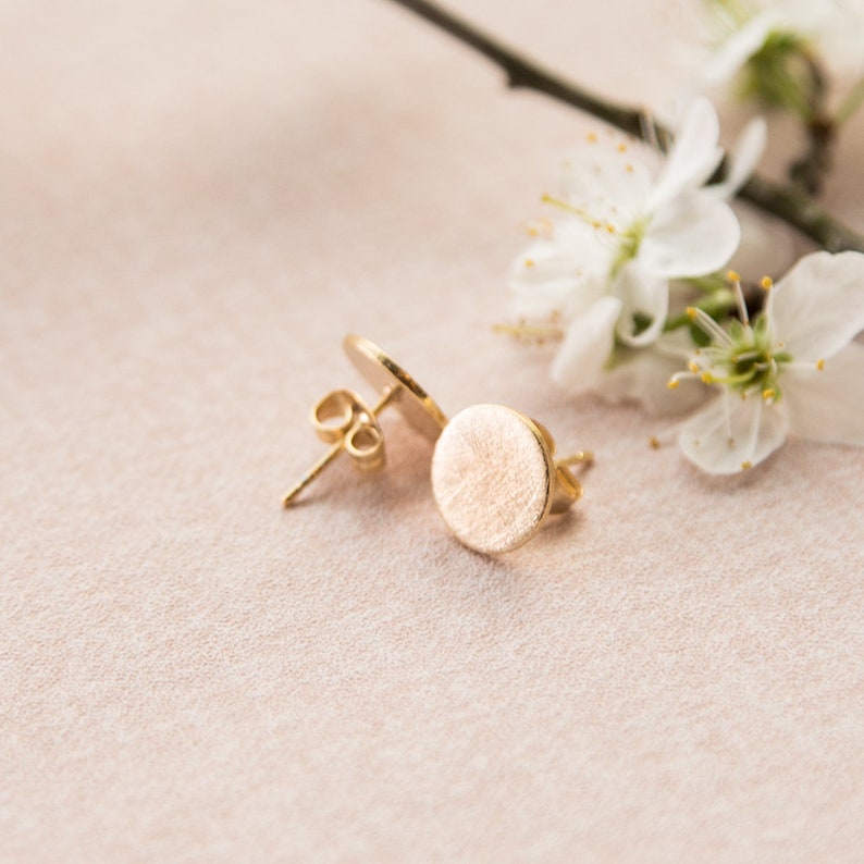 Stud earrings 10 mm gold, rose gold or rhodium-plated. Brushed circle, round. Super subtle, delicate and minimalist. image 6