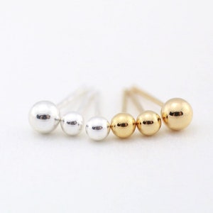 14K Gold Filled 3mm/4mm Ball stud earring, Ball stud, Ball earrings, Delicate earrings, Dainty earrings, Tiny stud, Giftforher