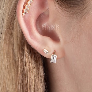 10K Solid Gold Baugette Stones Hoops, Sparkly Huggie hoop, Big Stone Ear hoop, Cartilage earring, Tiny Ear hoops, Dainty Earring