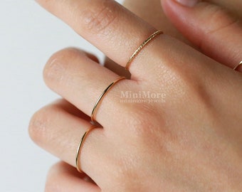 Anillos pequeños online de oro