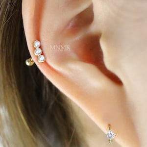 10K Solid Gold Piercing, Triple Sparkly Stone Earring, Tiny Bar Cartilage earring, Bar Stud, Dainty earring, 20g piercing, Gift for her