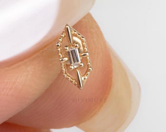 NEW! 14K Solid Gold Geometric Hexagon Labret Piercing | Tragus Earring  | Internally Threaded Cartilage Jewelry | 18G Labret