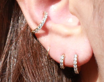 Orecchini A Perno Per Cartilagine In Titanio Con Coniglietto Smaltato – 20G (0,8mm) Con Zirconia, Design A Vite, Ideali Per Trago, Elica, Conchiglia, Regalo Pasqua
