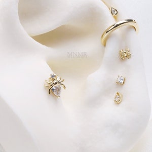Tiny Spider Cartilage Earring, Spider Flatback Stud, Tragus Flatback Earring, Gold Conch Earring, Crystal Conch Stud, Crystal Helix Earring
