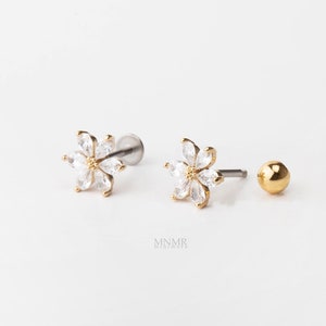 Flash Sale! Crystal Snowflake Piercing, Crystal Cartilage Earring, Flower Helix Earring, CZ Stud, Helix Flatback, Sparkly Conch Piercing