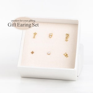 Gifting! Silver Cartilage Earring Set, Pushpin Moon&Star Stud, Pearl Flatback Stud, Star Helix Flatback, Sparkle Conch Earring