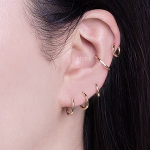 Silver Huggie Hoop Earrings, Thin Hoop Earrings, Thin Huggie Hoop, Cartilage Hoop, Conch Hoop, Tiny Huggie Hoops, Helix Hoop, Rook