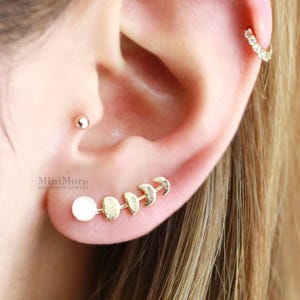 Moon Stone & Moon Ear Cuff, Moon Ear Climber, Moon Ear Cuff, Dainty Earring, Stone Earrings, Bar Earrings, Moonstone Ear Cuff, Line Earrings