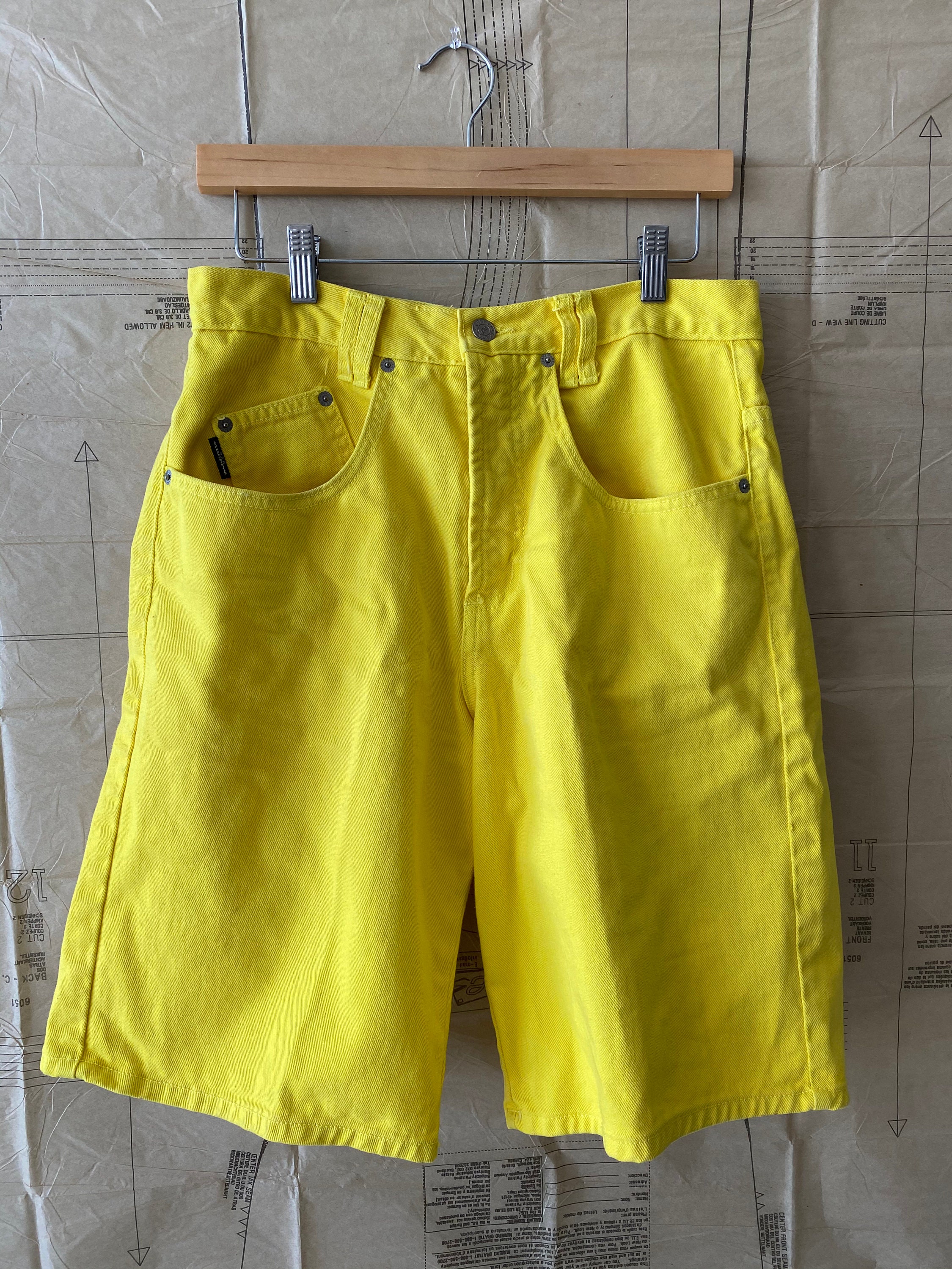 High Waisted Bermuda Shorts Size 