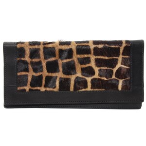 Cartera grande con ribete decorativo Modelo 09