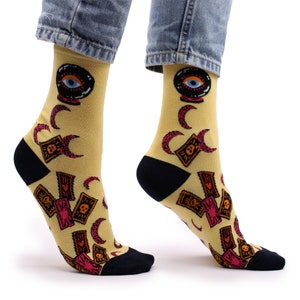 Socken Strümpfe Tarotkarten Mondsichel Auge Glaskugel