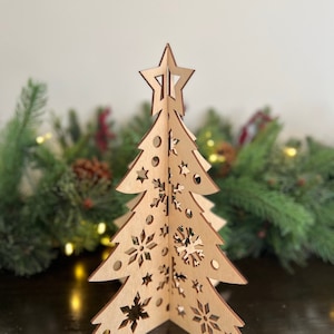 Albero di Natale/fiocchi di neve in legno tagliato al laser
