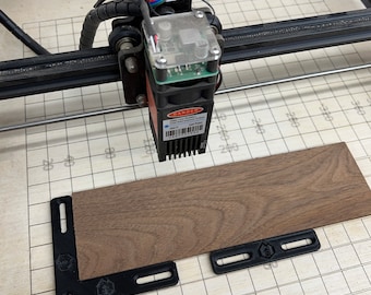 Desktop laser corner, and guide rail. For use with any desktop laser such as Ortur or Xtool.