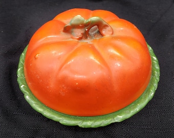 Antique tomato dish with lid. Looks like Royal Baymeuth but not marked.