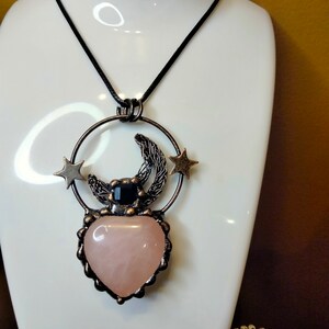 Vintage style heart shape faux crystal pendant