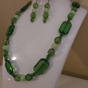 Green jewelry set