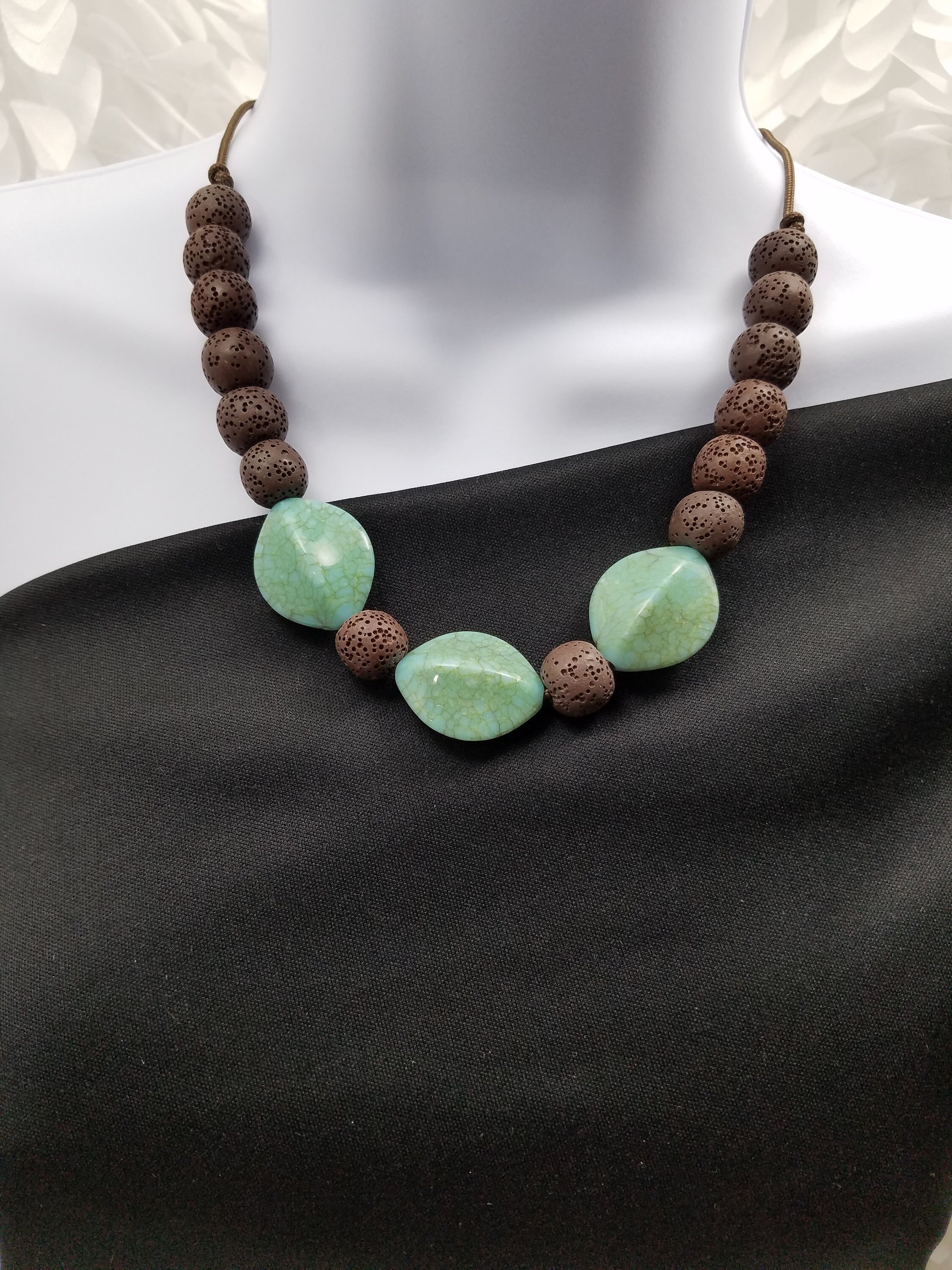 Aqua bead deals necklace