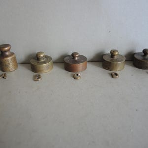 ONE!!! Vintage solid Brass Weight for Scale / Scale Weight / Brass Scale Weights / Hallmarked Scale Weight / collectible paperweight décor B