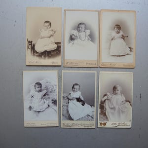 Conjunto de 6 tarjetas de gabinete antiguas pequeñas originales / Niña pequeña / Retrato para enmarcar / Foto infantil / Interior de gabinete de hogar Shabby Chic S6