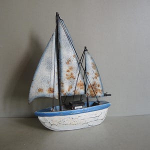 Vintage Hand made Wooden sailing Ship / Fishing Boat / Coastal Party Décor // Fishing Boat / Miniature Sailboat model / Sailing Marine Gift