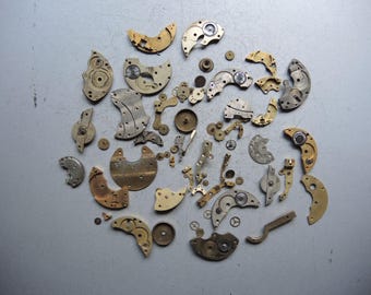 Job Lot Set Antike Taschenuhrwerk Messing Metallteile Zahnräder Zahnräder Brücken / Roboter Mix Steampunk Art Uhrwerk Uhrwerk Reparatur Restaurierung P4
