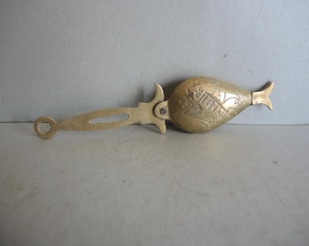 Cubiertos antiguos vintage de latón macizo / Cuchara de té con tapa / Vajilla árabe / Cucharas chapadas en oro / Cubiertos / Decoración de cocina