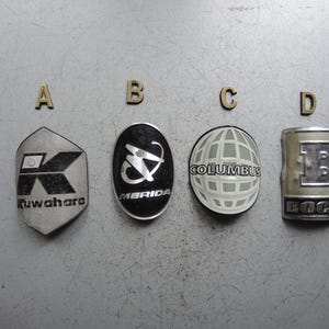 ONE!!! Genuine Vintage Bicycle Head Badge / Original Bike Bicycle Brand aluminum light Metal Plate Collectors Badge / bike plaque sign F